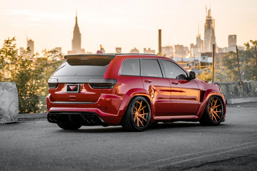  Jeep Grand Cherokee SRT8 on Ferrada Wheels (USF02) 2019 года  (фото 20 из 32)